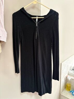 kensie Black Long Sleeve Hoodie Zip Dress